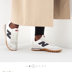 New Balance RC30 SZ 7 US Women’s or 38 EU - BRAND NEW, NEVER WORN